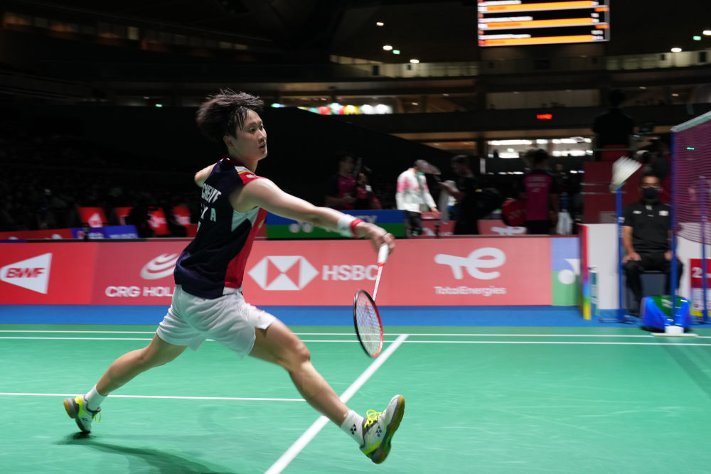 球迷中赢得 球迷中赢得